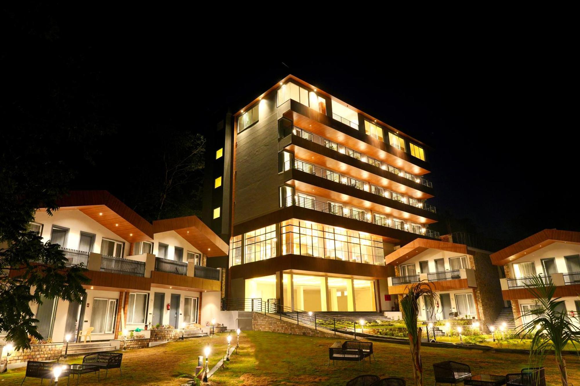 Dls Divine River Resort And Spa, Rishikesh Exterior photo