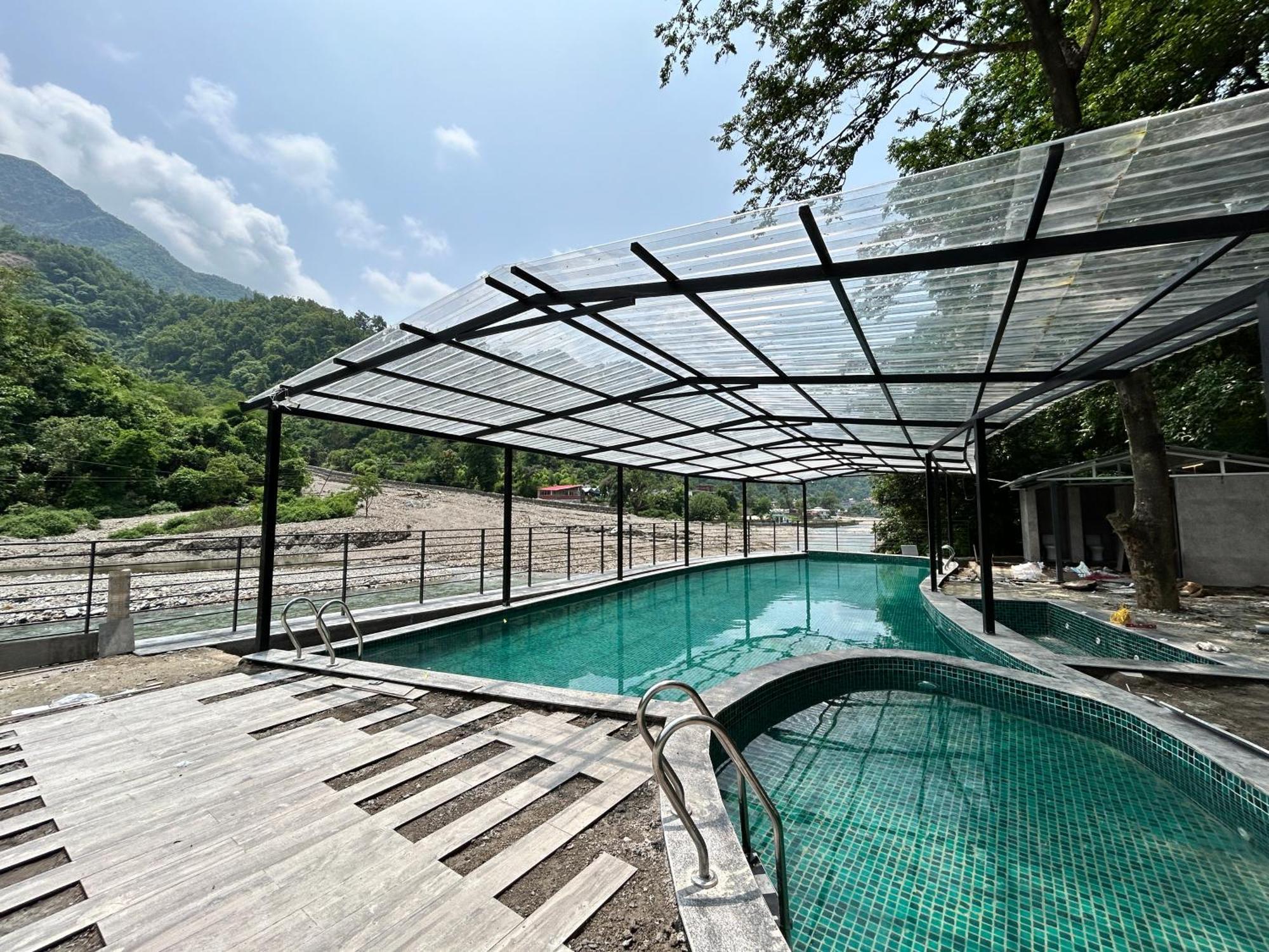 Dls Divine River Resort And Spa, Rishikesh Exterior photo