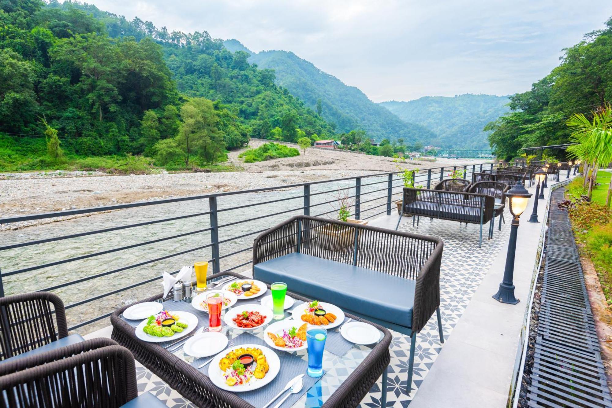 Dls Divine River Resort And Spa, Rishikesh Exterior photo