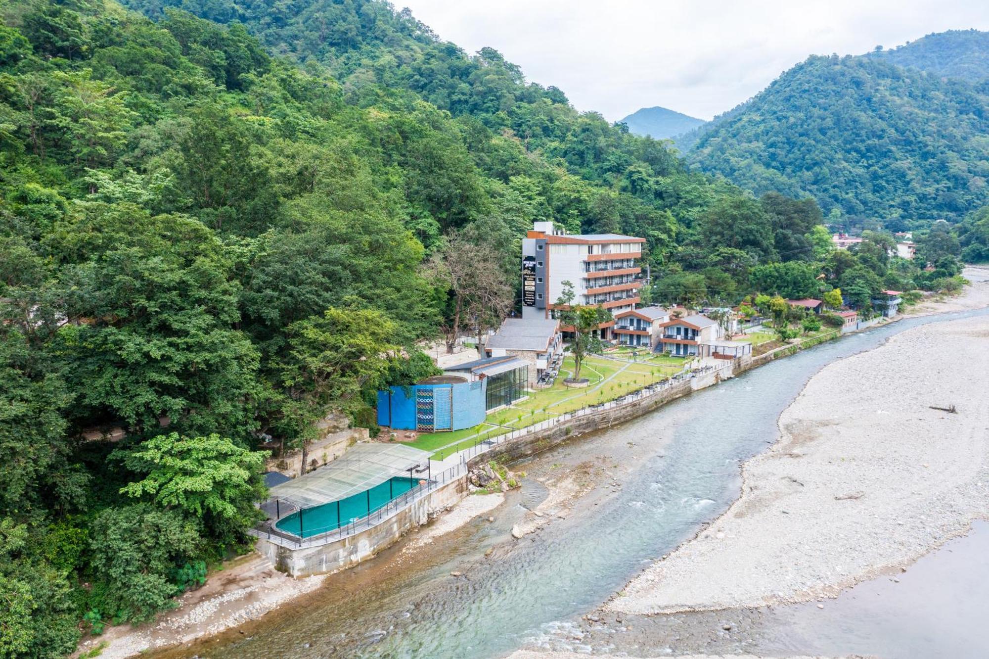 Dls Divine River Resort And Spa, Rishikesh Exterior photo