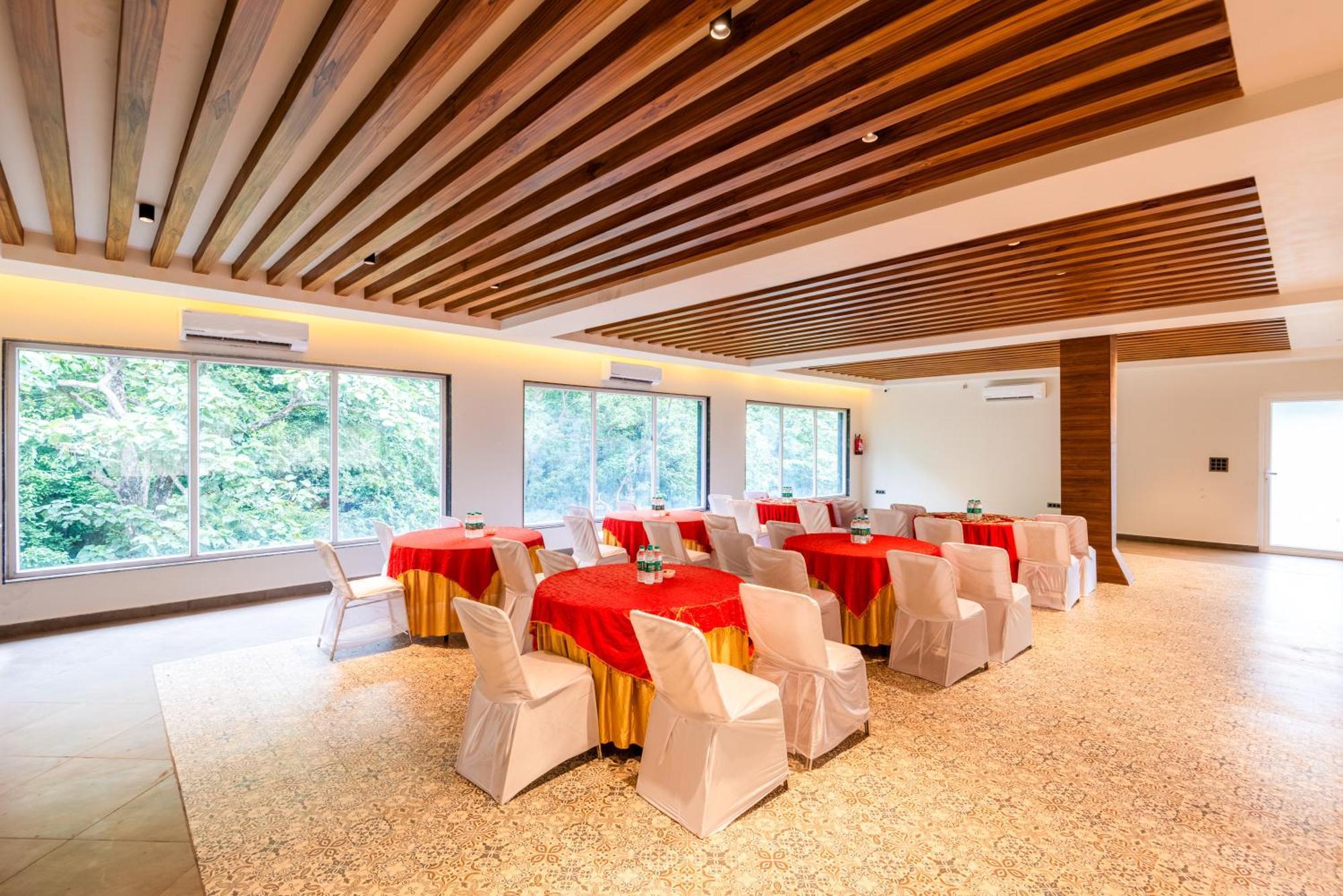Dls Divine River Resort And Spa, Rishikesh Exterior photo