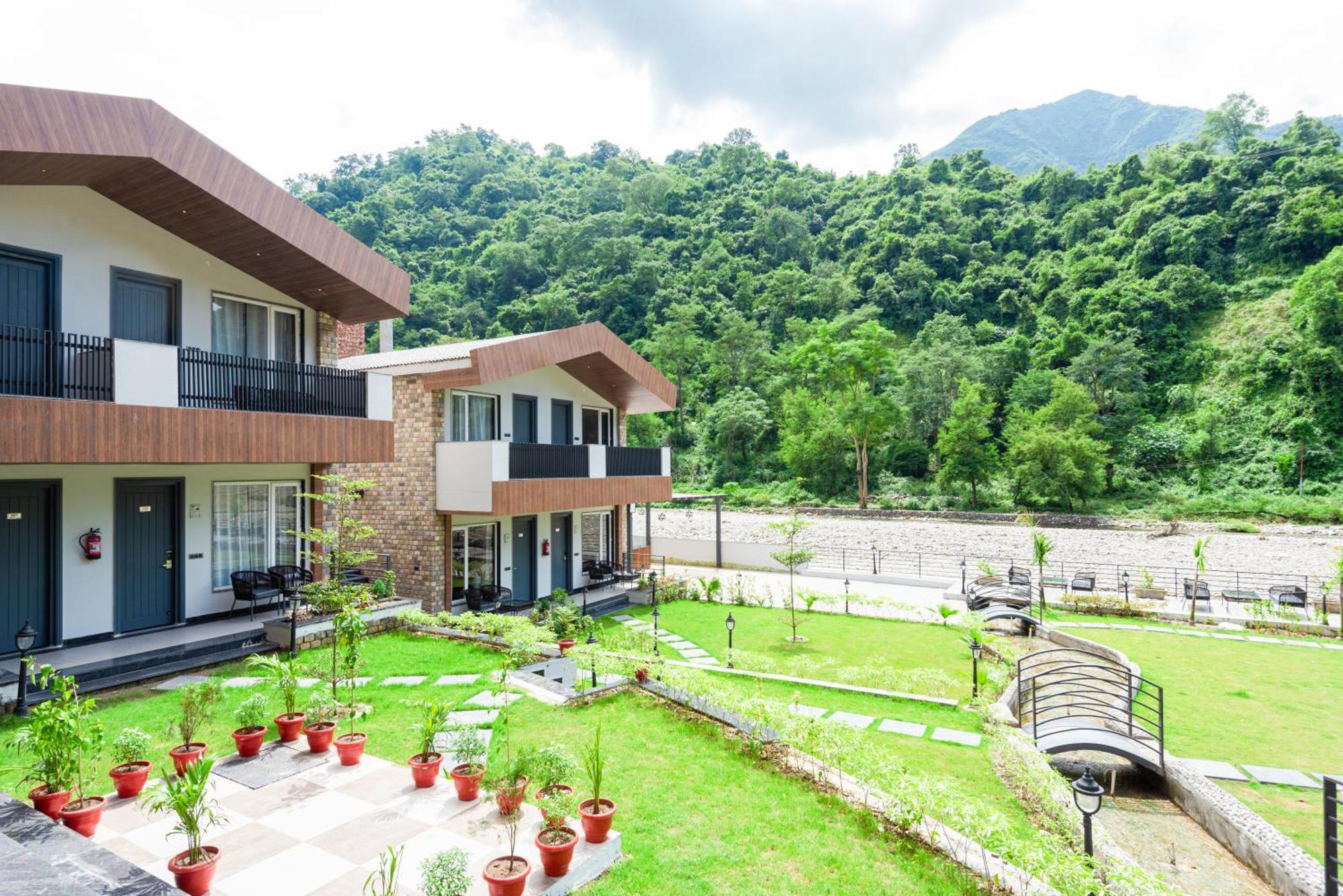 Dls Divine River Resort And Spa, Rishikesh Exterior photo