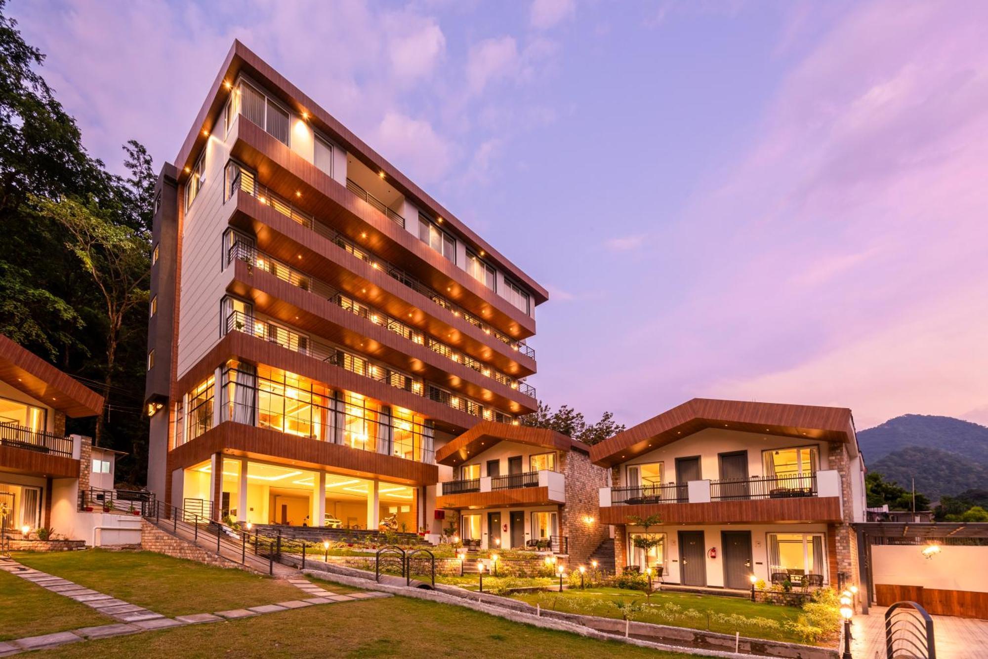 Dls Divine River Resort And Spa, Rishikesh Exterior photo