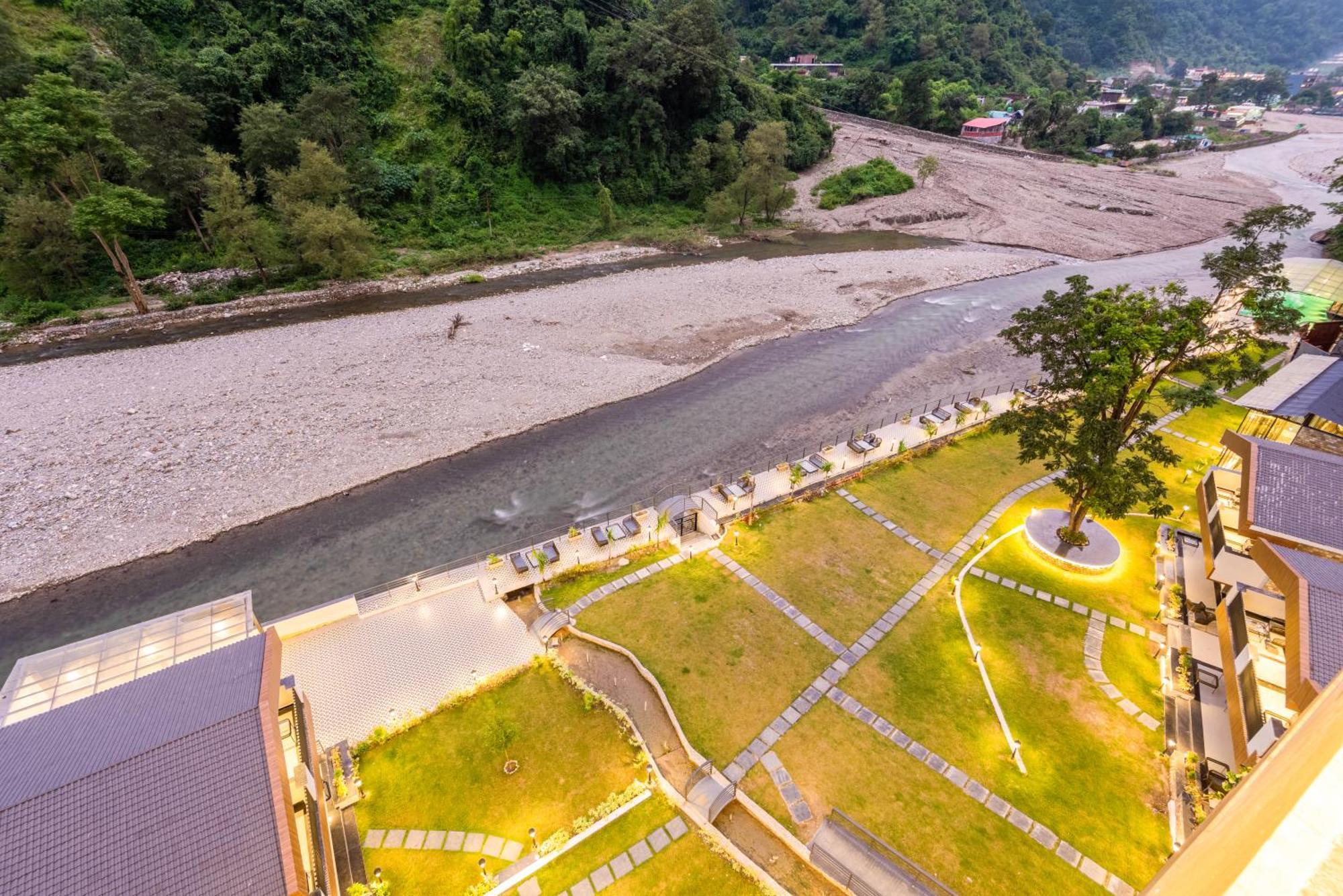 Dls Divine River Resort And Spa, Rishikesh Exterior photo