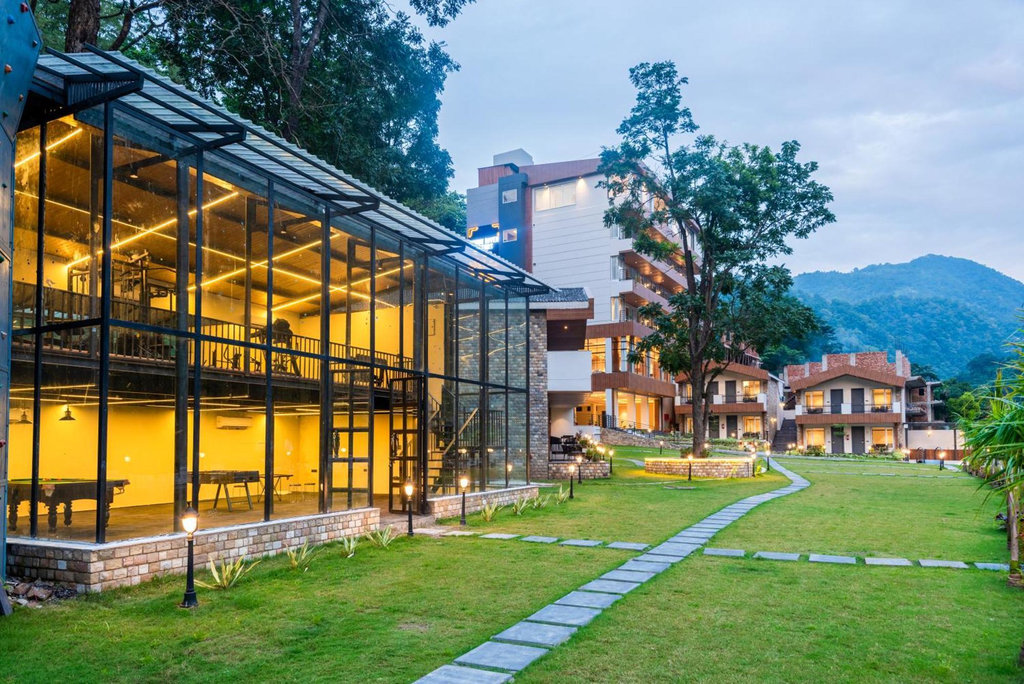 Dls Divine River Resort And Spa, Rishikesh Exterior photo