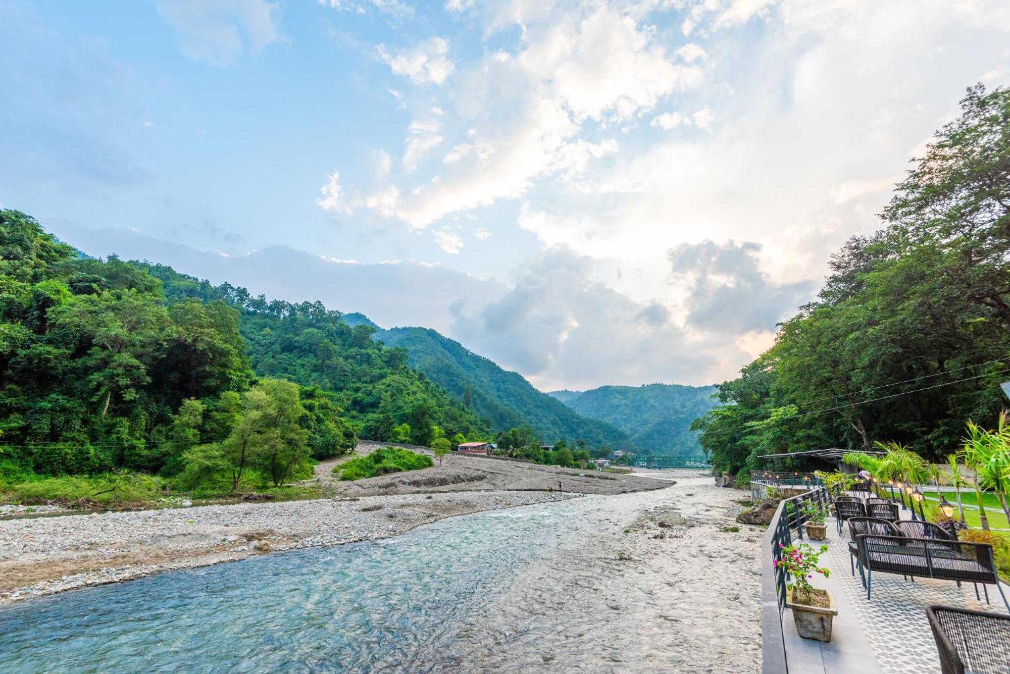 Dls Divine River Resort And Spa, Rishikesh Exterior photo