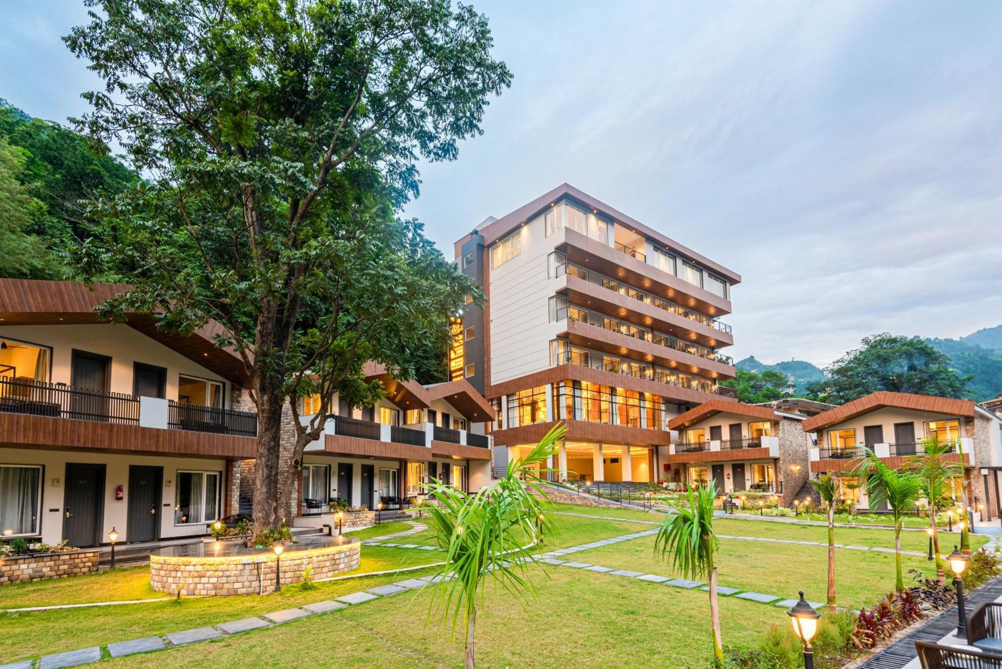 Dls Divine River Resort And Spa, Rishikesh Exterior photo