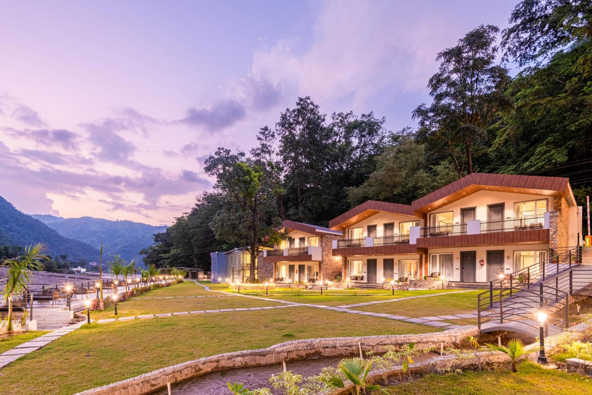 Dls Divine River Resort And Spa, Rishikesh Exterior photo