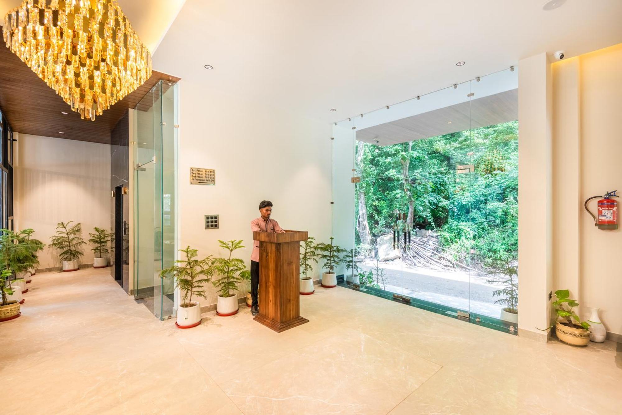 Dls Divine River Resort And Spa, Rishikesh Exterior photo